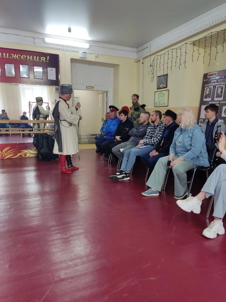Круглый стол "Воинские традиции народов России"