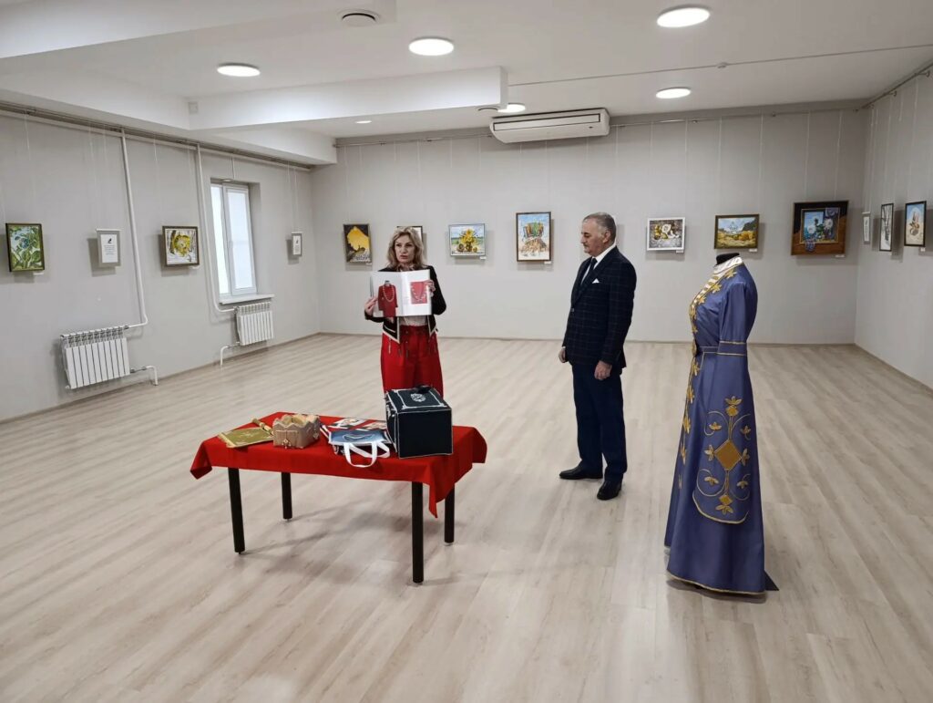 Национальный музей КБР пополнился уникальным даром!